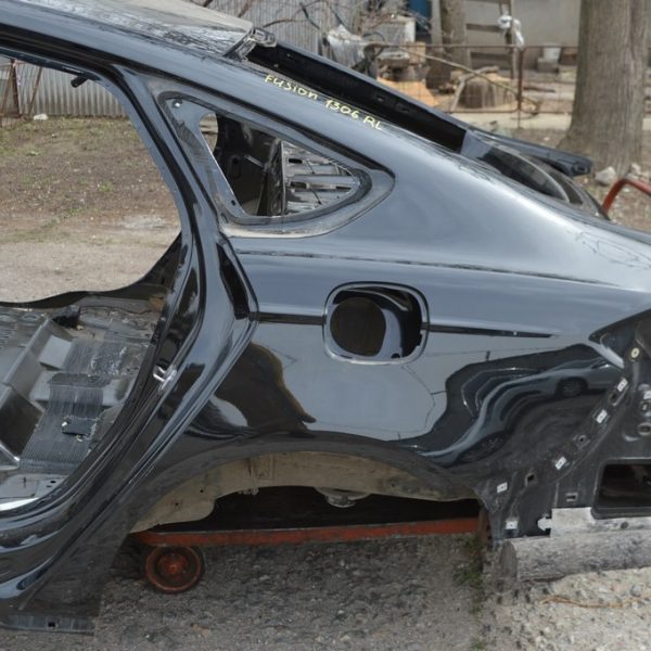 Четверть крыло задняя левая Ford Fusion mk5 13- (06) черная на кузове HS7Z-5427841-A