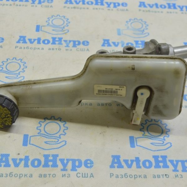 Главный тормозной цилиндр Ford Fusion mk5 13- с бачком DG9Z-2140-A