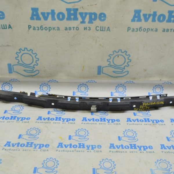 Крепление заднего бампера центр Ford Fusion mk5 13-18 (06) деф. DS7Z-17754-A