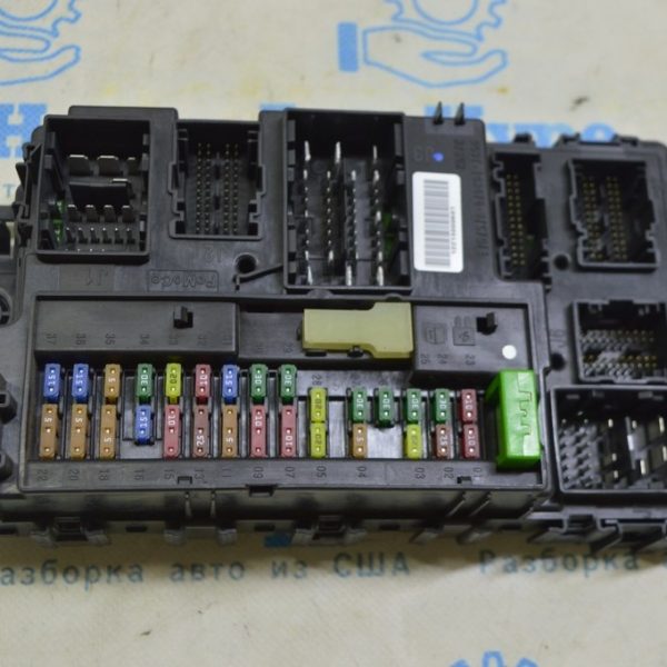 Блок предохранителей подторпедный Ford Fusion mk5 13-20 (06) DG9T-15604
