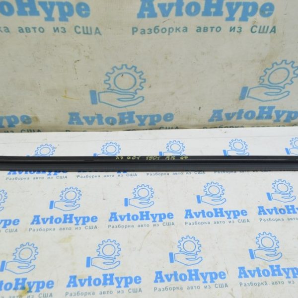 Молдинг дверь-стекло центральный задний правый BMW X3 G01 18-21 черный глянец (01) 51357410040