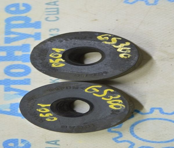 Опора радиатора нижняя правая Lexus GS300 GS350 GS430 GS450h 06-11 90480-40021