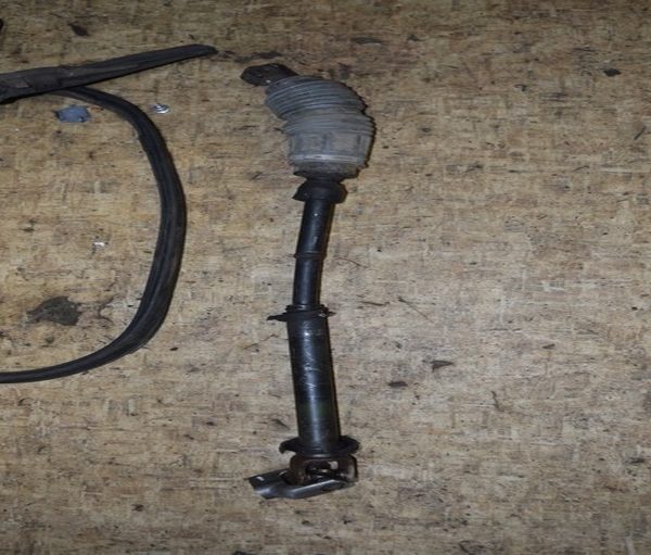 Рулевой карданчик Lexus GS300 GS350 06-07 awd (01) 4526030170