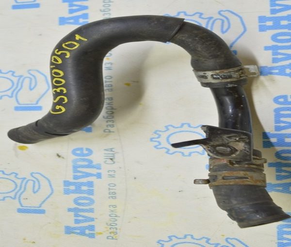 Патрубок охлаждения Lexus GS300 GS350 GS450h 06-11 16288-31030