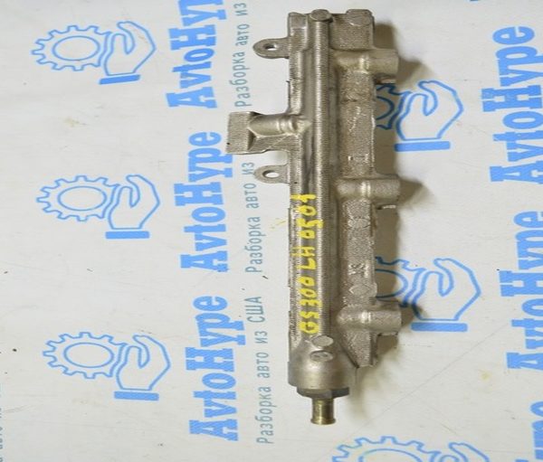 Топливная рейка левая Lexus GS300 06 высокого давления 23808-31010