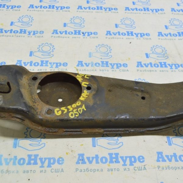 Кронштейн подушки КПП Lexus GS300 GS350 GS430 GS460 06-11 awd (01) ржавая 5720930030