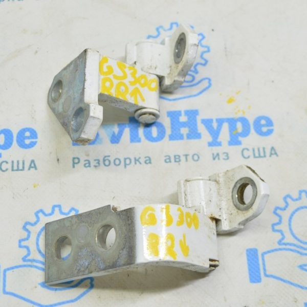 Петля двери верхняя задняя правая Lexus GS300 GS350 GS430 GS450h 06-11 6873030180