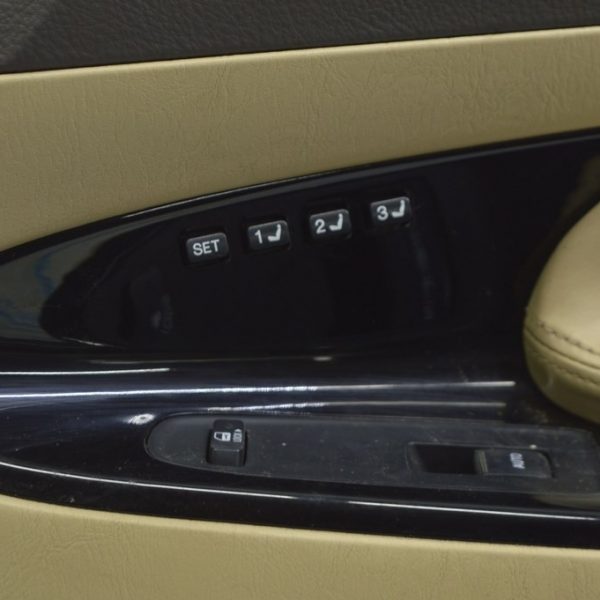 Управление памятью сидений переднее правое Lexus GS300 GS350 GS430 GS450h 06-07 8492730060