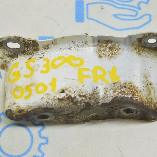 Кронштейн крыла передний правый Lexus GS300 GS350 GS430 GS450h 06-11 (01) ржавый 5383530110