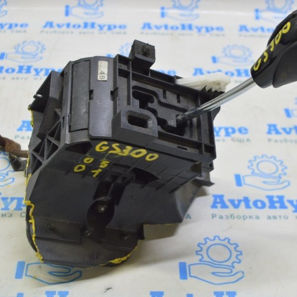 Ручка КПП Lexus GS300 GS350 GS430 GS450h 06-11 кожа черная (01) потерта 33504-30341-E1