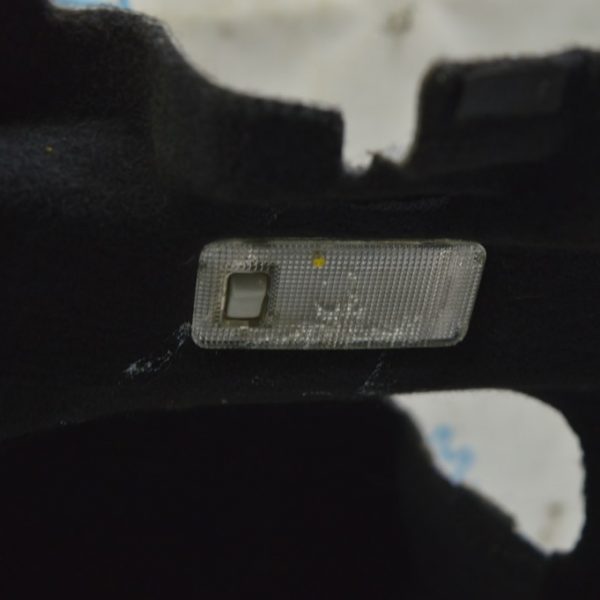 Плафон освещения багажника правый Lexus GS300 GS350 GS430 06-11 81250-48010
