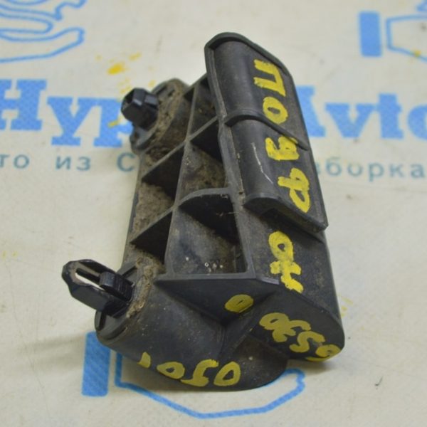 Крепление заднего бампера правое под фонарем Lexus GS300 GS350 GS430 GS450h 06-11 5256230120