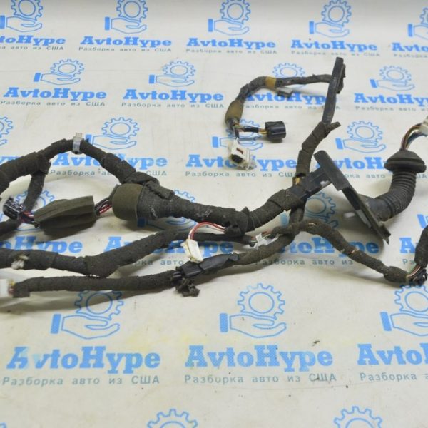 Проводка двери передней левой Lexus GS300 GS350 GS430 GS450h 06-11 под keyless (01) 8215630030