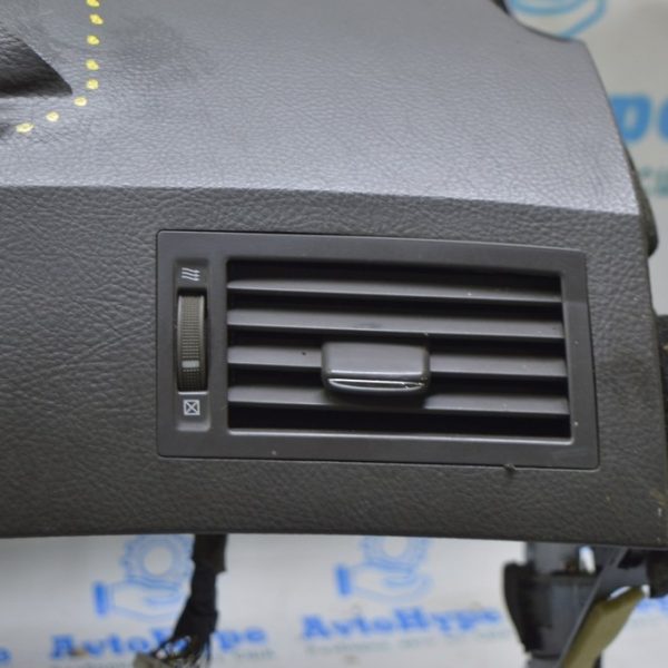 Дефлектор воздуховода правый Lexus GS300 GS350 GS430 GS450h 06-11 коричневый 55670-30441-E0