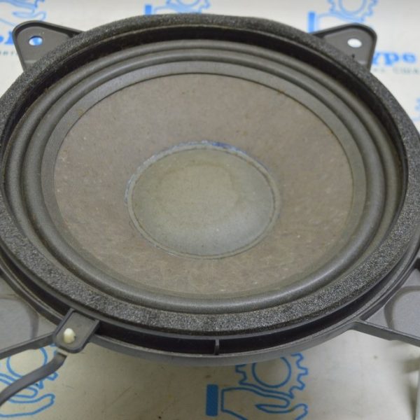 Сабвуфер Lexus GS300 GS350 GS430 GS450h 06-09 Mark Levinson 86160-0WC40