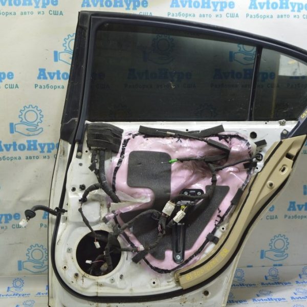 Уплотнитель двери задней правой Lexus GS300 GS350 GS430 GS450h 06-11 6787130290