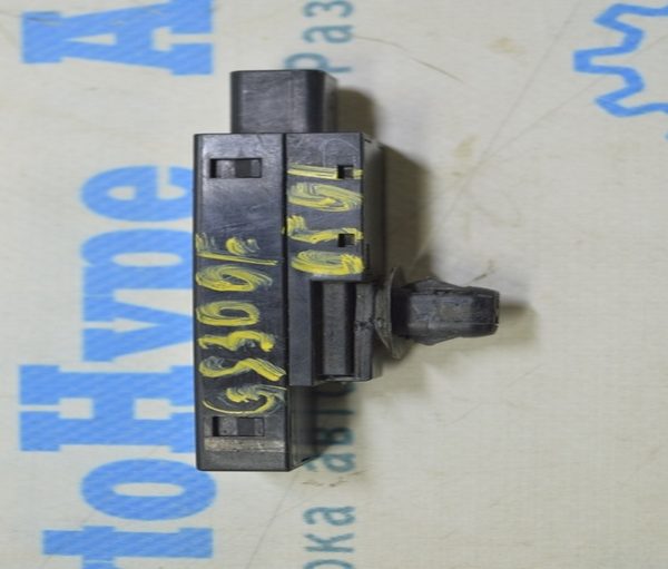 Антенна Keyless Lexus GS300 GS350 GS430 GS450h 06-11 89992-30080