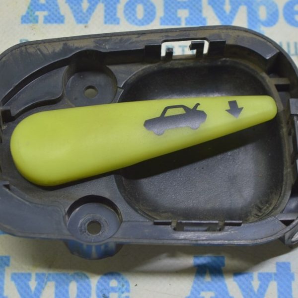 Ручка аварийного открытия багажника Lexus GS300 GS350 GS430 GS450h 06-11 6464050010