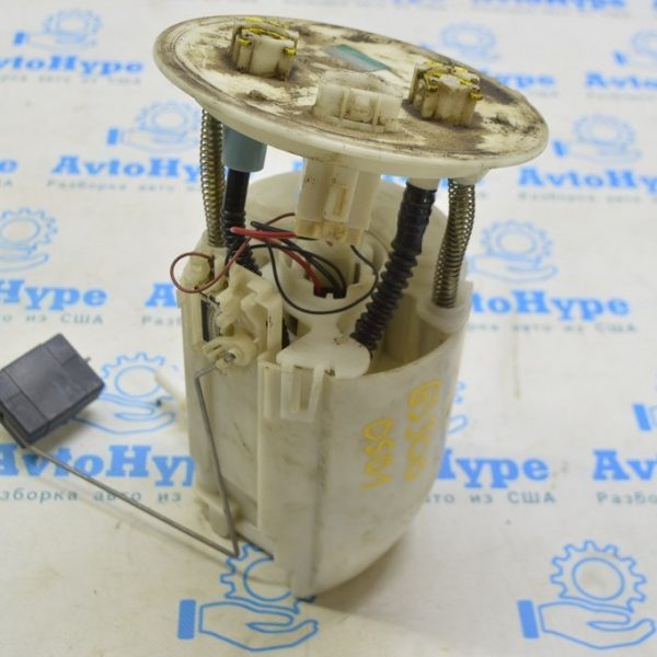 Топливный насос бензонасос Lexus GS300 06 (01) 7702030170