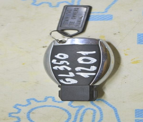 Ключ рыбка Mercedes X164 GL 3 кнопки 000-766-09-00