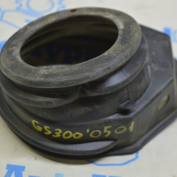 Уплотнитель заливной горловины топливного бака Lexus GS300 GS350 GS450h 06-11 77293-30070