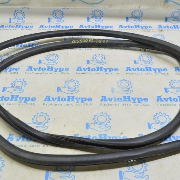 Уплотнитель дверного проема передний левый Lexus GS300 GS350 GS430 GS450h 06-11 6231230230C0