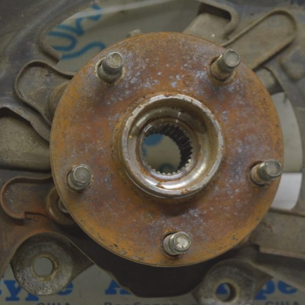 Ступица передняя правая Lexus GS300 GS350 GS430 06-11 awd (02) 43550-30030