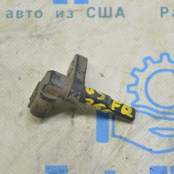 Датчик ABS передний правый Lexus GS300 GS350 GS430 06-11 awd 8954230270