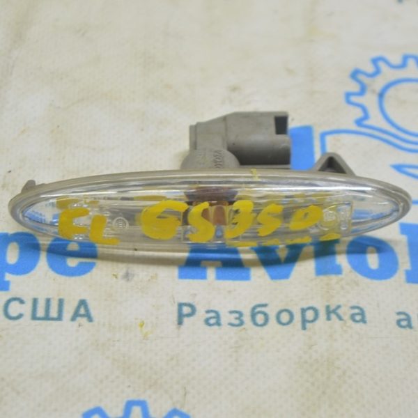 Повторитель поворотника перед лев Lexus GS300 GS350 GS430 GS450h 06-11