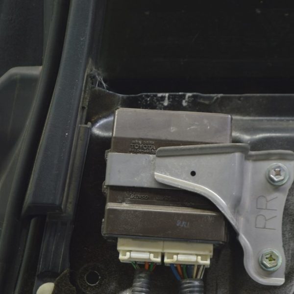 Компьютер двери задней правой Lexus GS300 GS350 GS430 GS450h 06-11 (02) 89224-30070