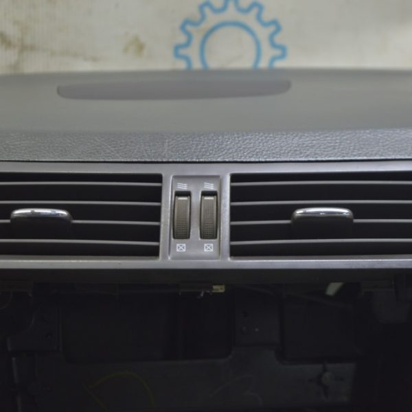 Дефлектор воздуховода центральный Lexus GS300 GS350 GS430 GS450h 06-11 коричневый (02) 55660-30900-E0