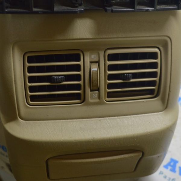 Воздуховод центральной консоли Lexus GS300 GS350 GS430 GS450h 06-07 беж 58860-30040-C0