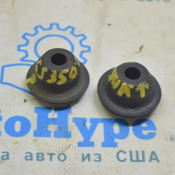 Опора радиатора верхняя правая Lexus GS300 GS350 GS430 GS450h 06-11 16523-31010