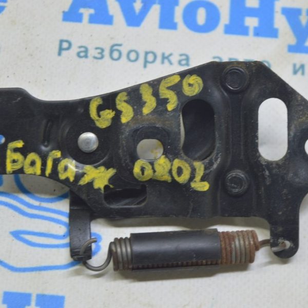 Ответная часть замка крышки багажника Lexus GS300 GS350 GS430 GS450h 06-11 (02) без датчика 6462050020