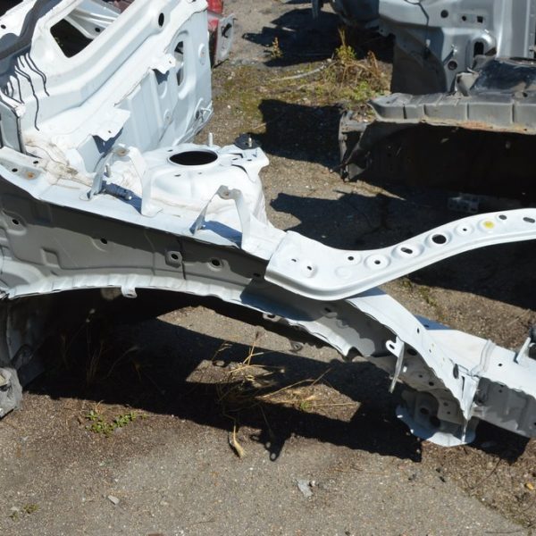 Четверть передняя правая Toyota Highlander 20- (01) 57110-0E010