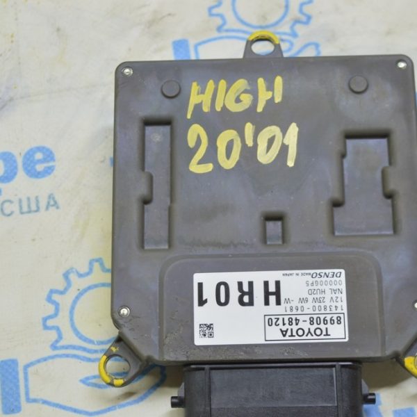 Блок розжига правый Toyota Highlander 20- LED (01) platinum 89908-48120