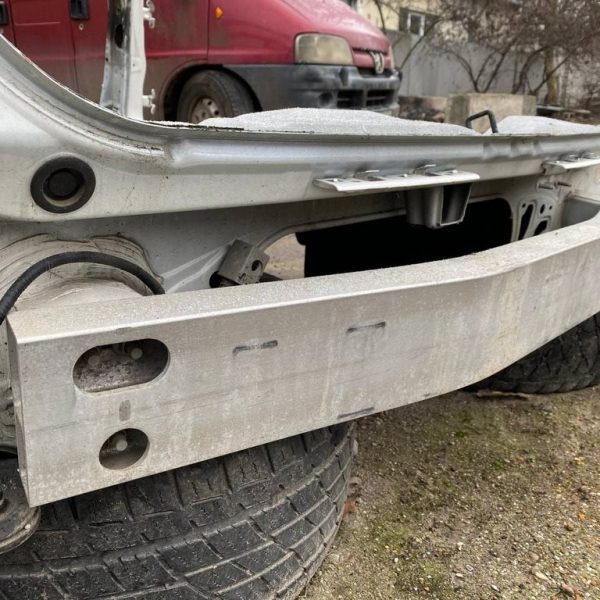 Усилитель заднего бампера Toyota Highlander 14-16 реализ.М. 521710E080