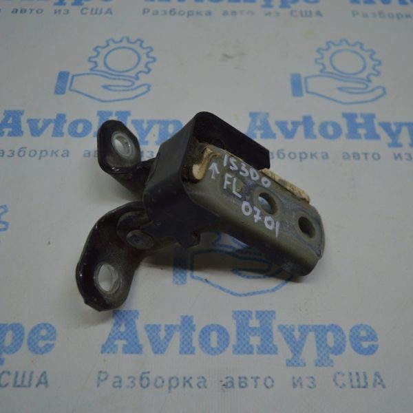 Петля двери верхняя перед лев Lexus IS250/IS300/IS350 06-13 68720-12150