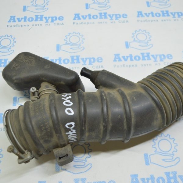 Резонатор с воздуховодом 3GR-FE Lexus IS300 06-13 1788131140
