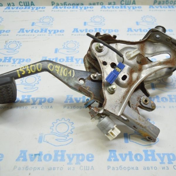 Педаль тормоза Lexus IS250/IS300/IS350 06-13