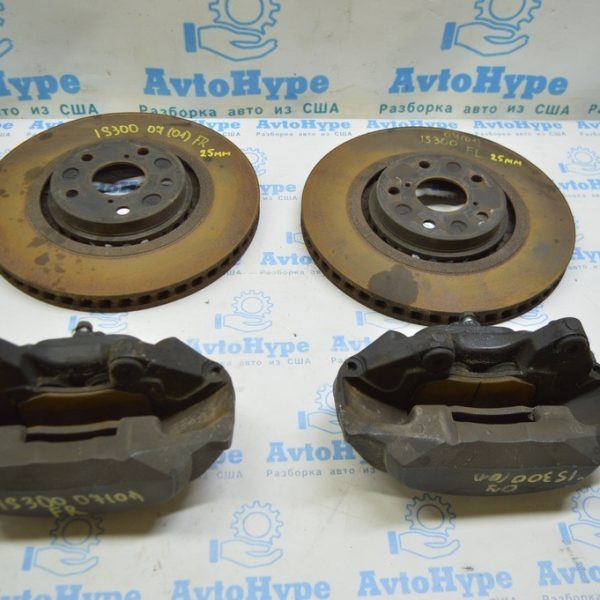 Комплект передних суппортов с дисками и колодками 4поршня Lexus IS250/IS300/IS350 06-13 (01) 47730-22460