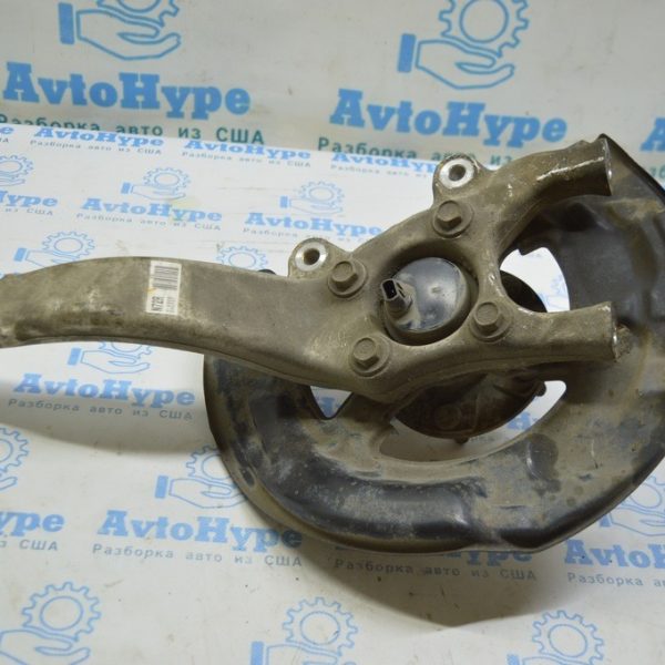 Цапфа передняя правая Lexus IS250 IS300 IS350 06-13 RWD (01) 43201-53010