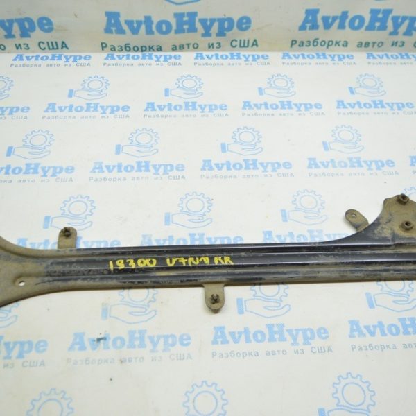 Усилитель подрамника зад прав Lexus IS250 IS300 IS350 06-13 52298-53030