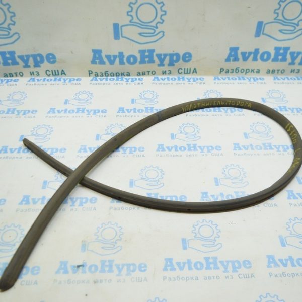 Уплотнитель порога левый Lexus IS250/IS300/IS350 06-13