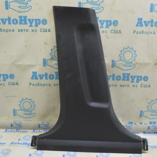 Накладка центральной стойки нижняя левая Kia Optima 16- черн 85835-D5000WK