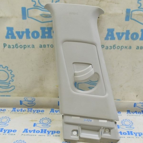 Накладка центральной стойки верхняя (ремень) левая Kia Optima 16- серая 85830-D5000BGA