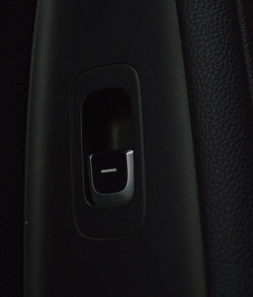 Управление стеклоподъемником зад лев Kia Optima 16- 93581-D4000