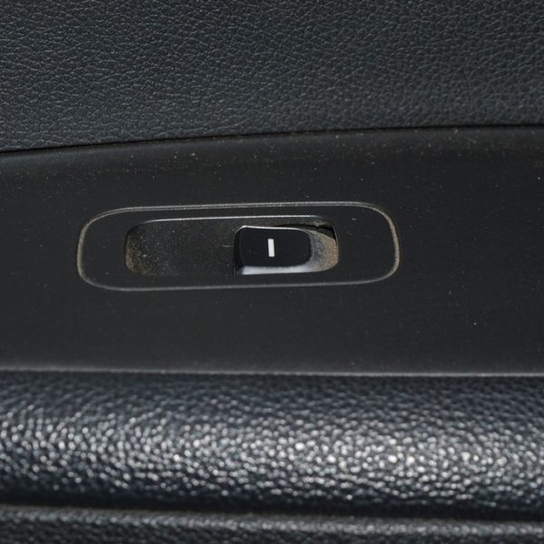 Управление стеклоподъемником перед прав Kia Optima 16- 93575-D5010AK5