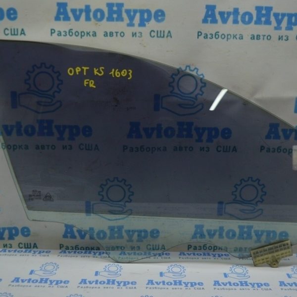 Стекло двери перед прав Kia Optima 16- 82420-D5010