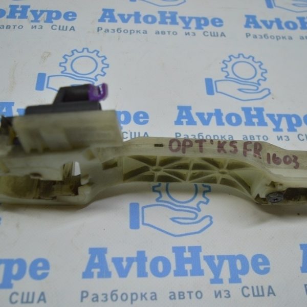 Механизм ручки двери перед прав Kia Optima 16- 82495-D5000